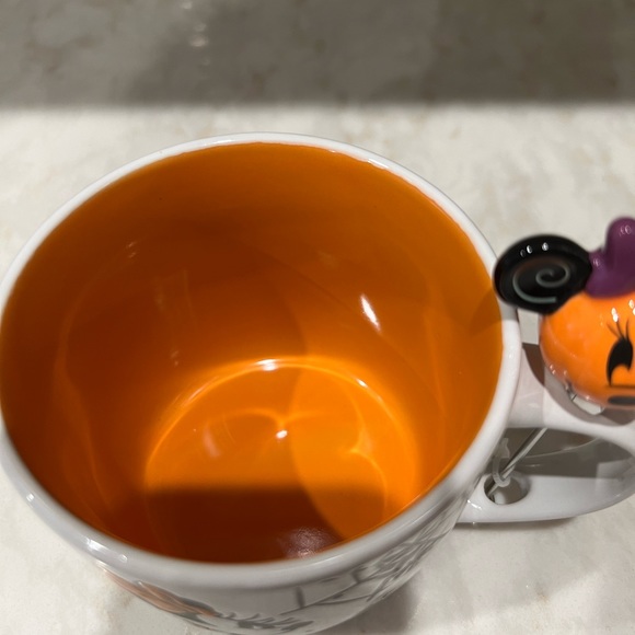 RARE Minnie Mouse Halloween Mug with pumpkin stirrer. - Picture 4 of 5